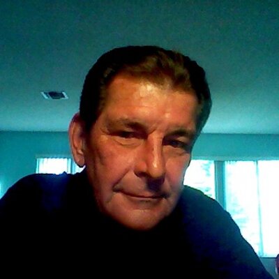 Profile Picture of Michael Ozella (@yippykiyafolks) on Twitter