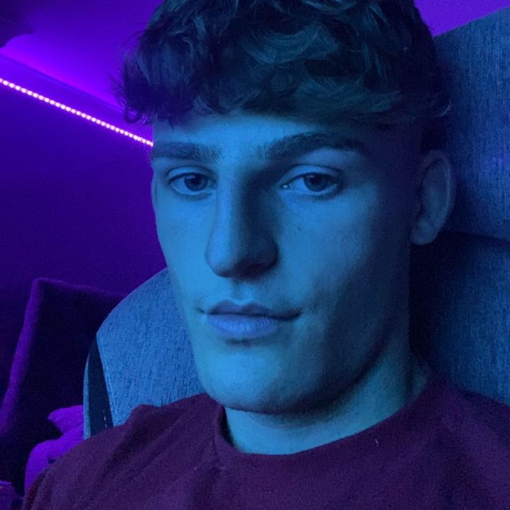 Profile Picture of kemps! (@kempsmusic) on Tiktok