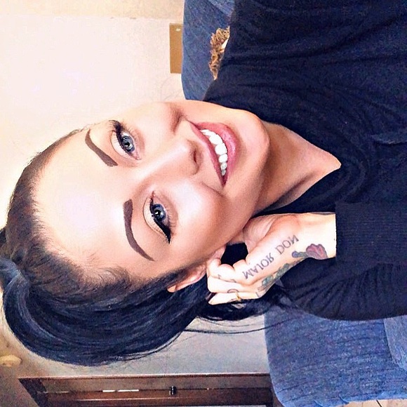 Profile Picture of Taylor Hargis (@tchain13) on Poshmark