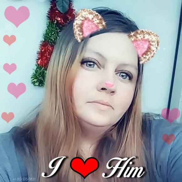 Profile Picture of Erin Stenzel (@erin_stenzel) on Poshmark