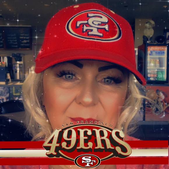 Rene Menard carr - Poshmark Profile Picture of Rene Menard carr (@rmoore1011) on Poshmark