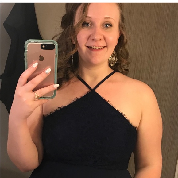 Profile Picture of Devin Nelson (@blueeyedshorty) on Poshmark