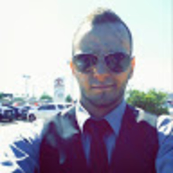 Profile Picture of Omar Abu-sherbi (@omarsherbi) on Poshmark