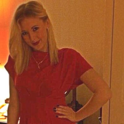 Profile Picture of Josie James (@josiejames94) on Twitter