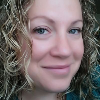Profile Picture of Shryock (@DanielleShryock) on Twitter