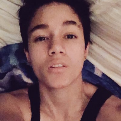 Profile Picture of Val J. Sharp (@valsharp7871) on Twitter