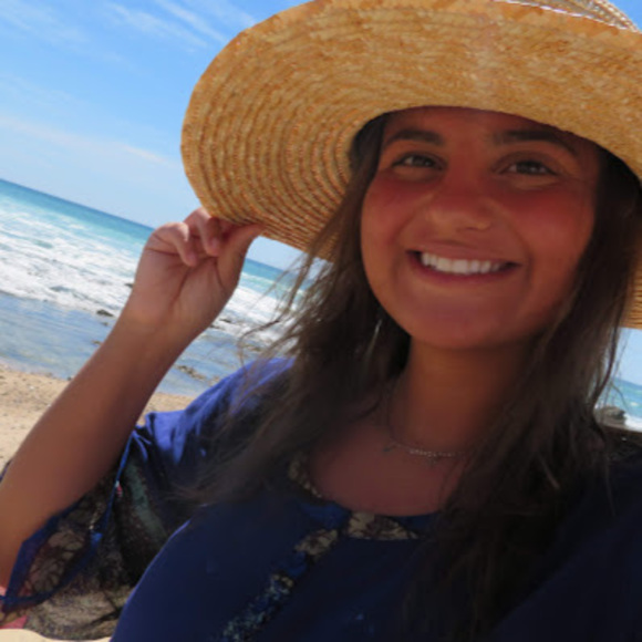 Profile Picture of Kylee Kowalski (@kylee_kowalski) on Poshmark