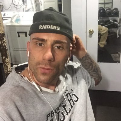 Profile Picture of Steve Van Hook (@hook3_steve) on Twitter