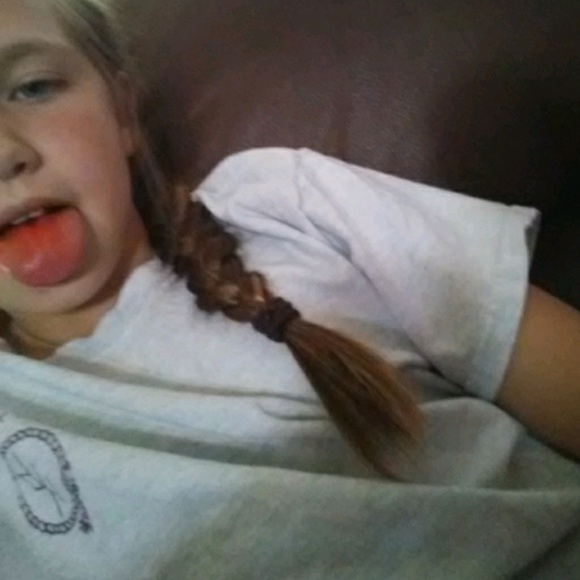 Profile Picture of Samantha Iveson (@samhi) on Poshmark