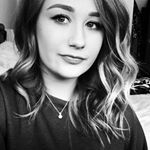 Profile Picture of Laura Cook (@stumpos) on Instagram