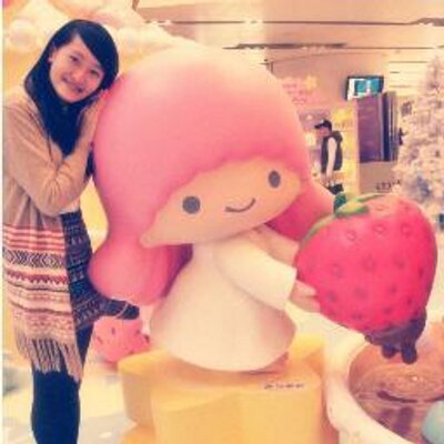 Profile Picture of Stephanie Cheng (@Stepyycheng) on Twitter