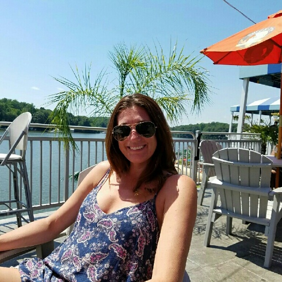 Jessica Fulghum - Poshmark Profile Picture of Jessica Fulghum (@jessluann) on Poshmark