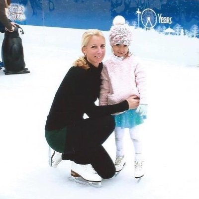 Profile Picture of Kimberly Tyler Shafiq (@USATreats) on Twitter