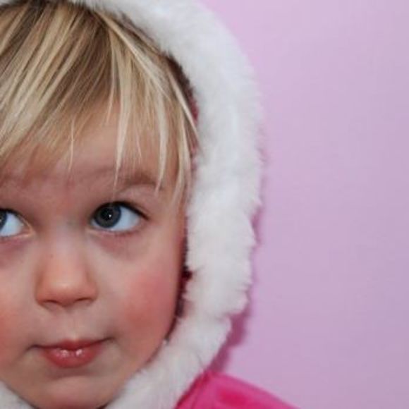 Profile Picture of Anz Johansen (@scarletb3) on Poshmark