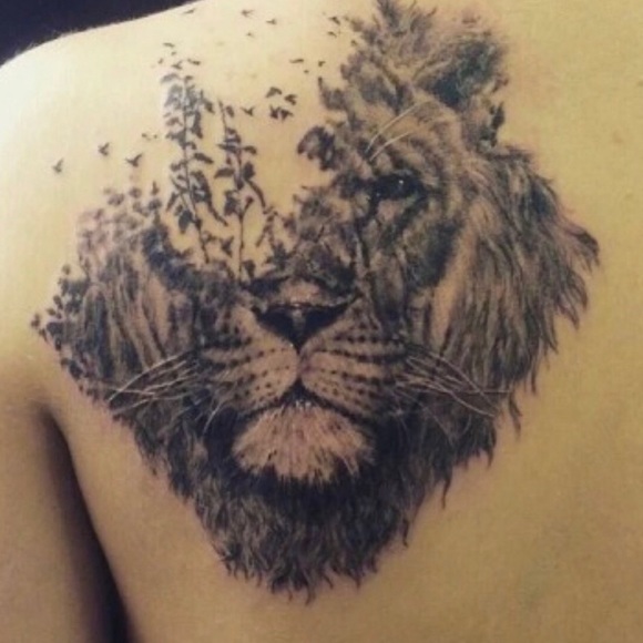 Profile Picture of K Wulff (@wulff_wares) on Poshmark