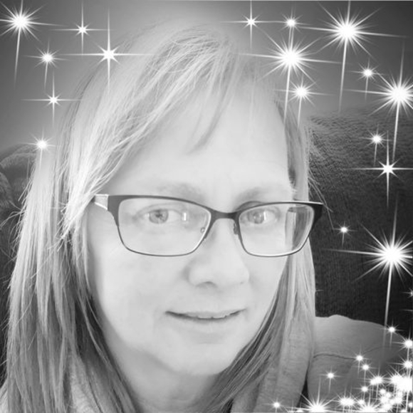 Profile Picture of Judy Garrett (@judygarrett10) on Poshmark