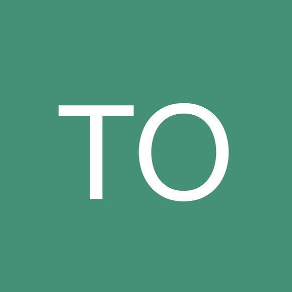 Profile Picture of Tosha Ouren (@toshaouren) on Poshmark