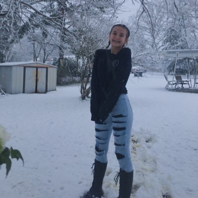 Profile Picture of Kennedy Porter (@kennedyporter15) on Twitter