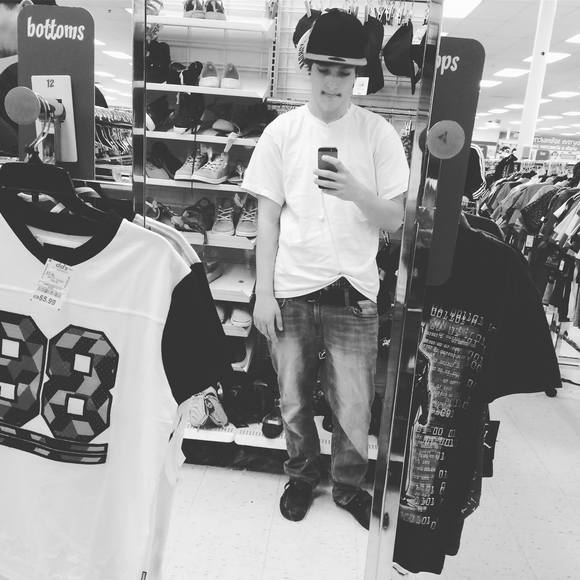 Profile Picture of James Molina (@jamesmolina313) on Poshmark
