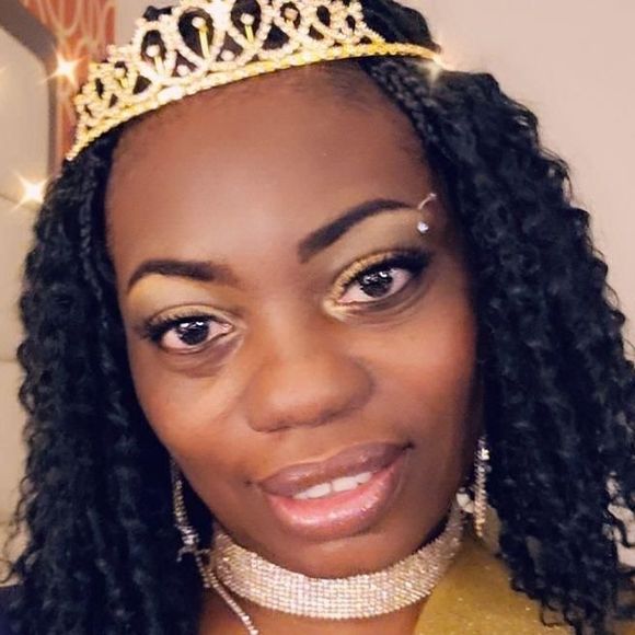 Profile Picture of Sonia Mcclenton (@mcclenton) on Poshmark