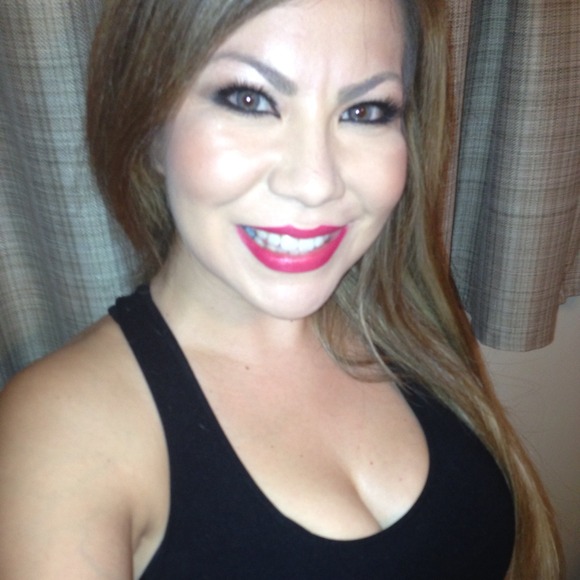 Profile Picture of Norma Ramos (@momis730) on Poshmark