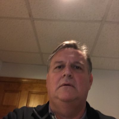 Profile Picture of Charles Reinhardt (@Charles04927227) on Twitter