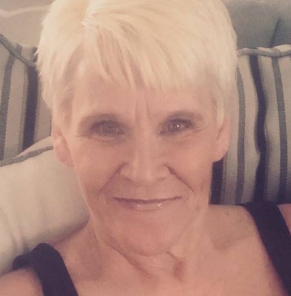 Profile Picture of Janet Cunningham (@janetcunningham) on Poshmark