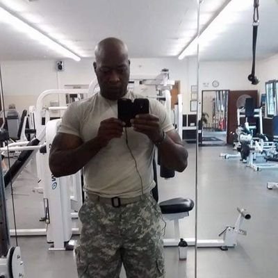 Profile Picture of Howard Mike Acoff (@mikealex543) on Twitter