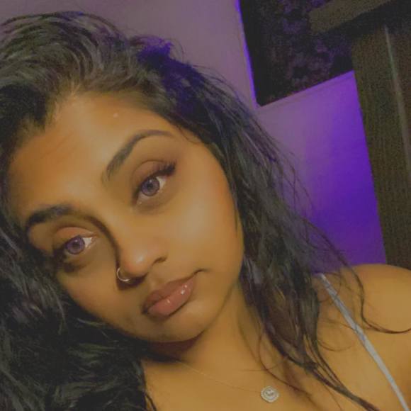 Lisa Ragoonauth - Poshmark Profile Picture of Lisa Ragoonauth (@peanutchews) on Poshmark