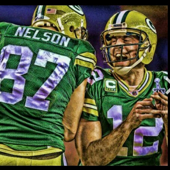 Profile Picture of Kahana Kelii (@kanz21) on Poshmark