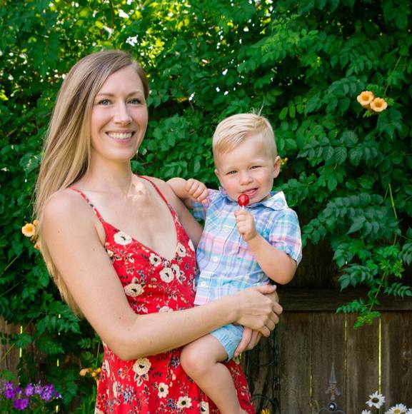 Profile Picture of Jenna Jankowiak (@jmaejanko424) on Poshmark