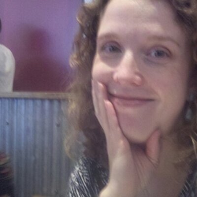 Profile Picture of Lara Schroeder (@lara_schroeder) on Twitter