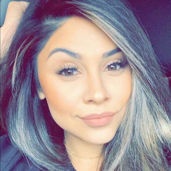 Profile Photo of Christina Cardenas (@teena35) on Poshmark