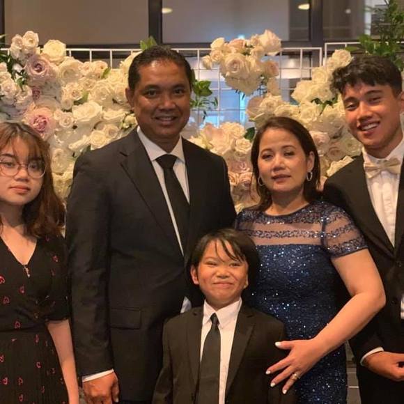 Profile Picture of Barry Levina (@barrylevina) on Poshmark