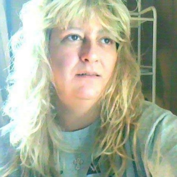 Profile Picture of Ann Forkey (@ann_forkey) on Poshmark