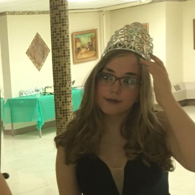 Profile Picture of Karmen Brown (@KarmenB80109102) on Twitter