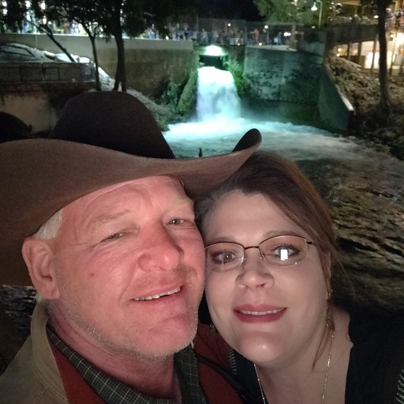 Profile Picture of Tracie Davidson pape (@traciepape) on Poshmark