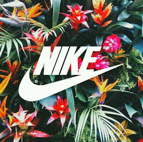 Profile Picture of Osheiauna Phifer (@osh__) on Poshmark