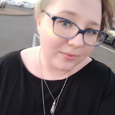 Profile Picture of Jeanine (@JeanineHughes16) on Twitter