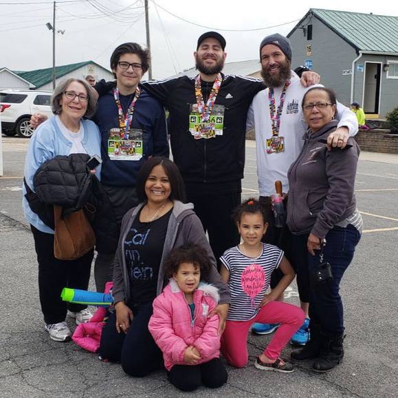 Profile Picture of Josh Roames (@joshroames) on Poshmark