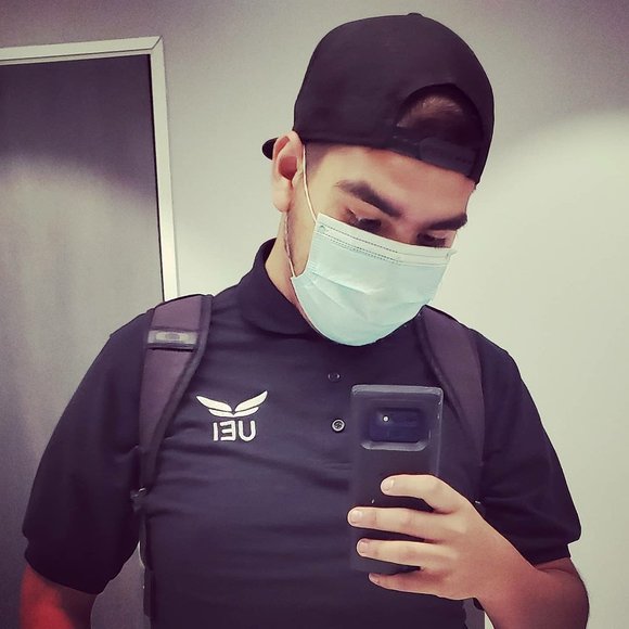 Profile Picture of Cristian Ramos (@smoooth22) on Poshmark