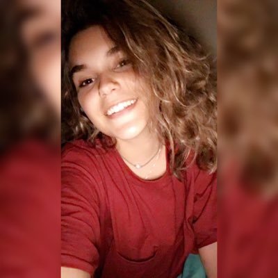 Profile Picture of Hannah Matthews (@BabyyGirllHanna) on Twitter