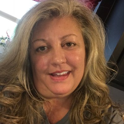 Profile Picture of Shelly Meeks (@Shelly77777777) on Twitter
