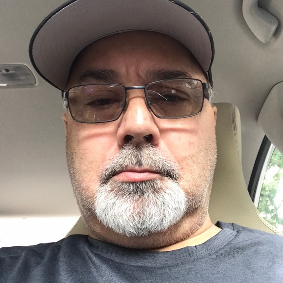 Profile Picture of Daniel Silva (@dansil64) on Poshmark