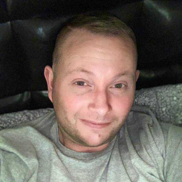 Profile Picture of Brandon Steele (@bransteele03) on Poshmark