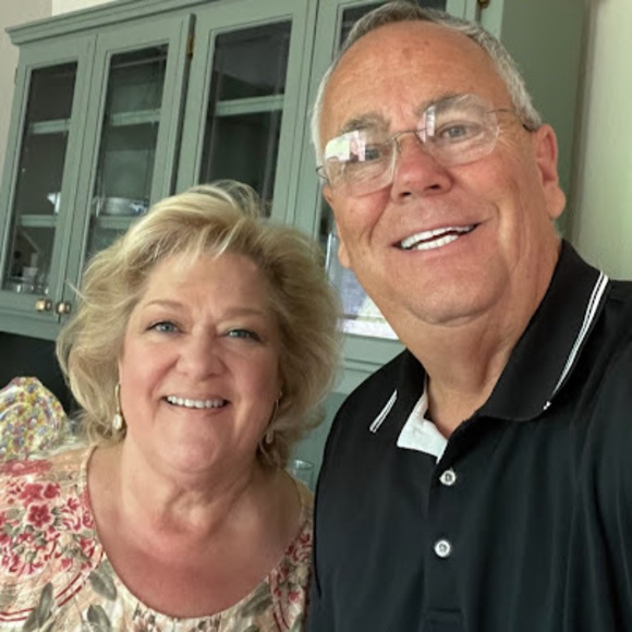 Profile Picture of John Riggs (@johnriggs390) on Poshmark