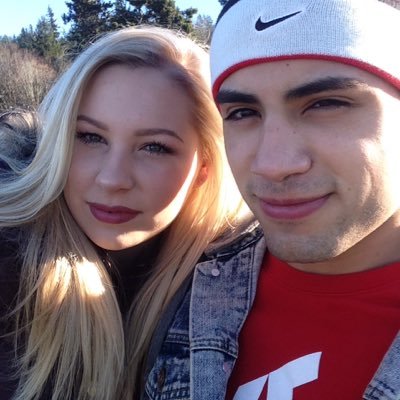 Profile Picture of Brenna James (@brennajames7924) on Twitter