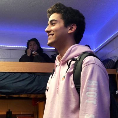 Profile Picture of Alex Hollis (@alexhollis20001) on Twitter
