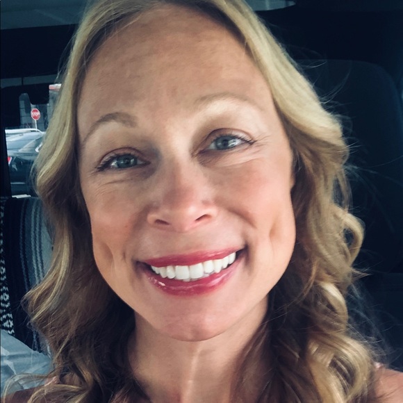 Profile Picture of Amber Ackerman (@agailforce) on Poshmark