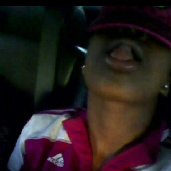 Profile Picture of Nyiemma Cornne (@beanyiebaby) on Poshmark